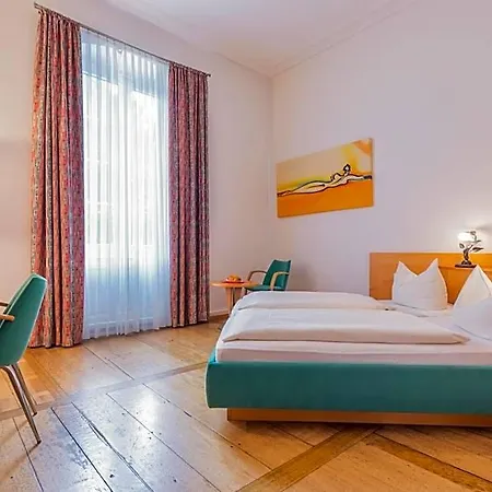 Alleehaus 3* Freiburg im Breisgau