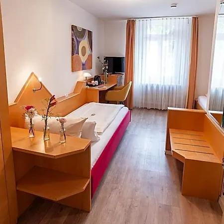 Alleehaus 3* Freiburg im Breisgau