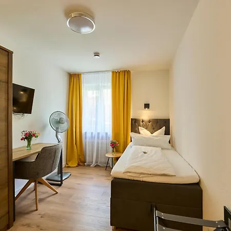 Alleehaus מלון 3*